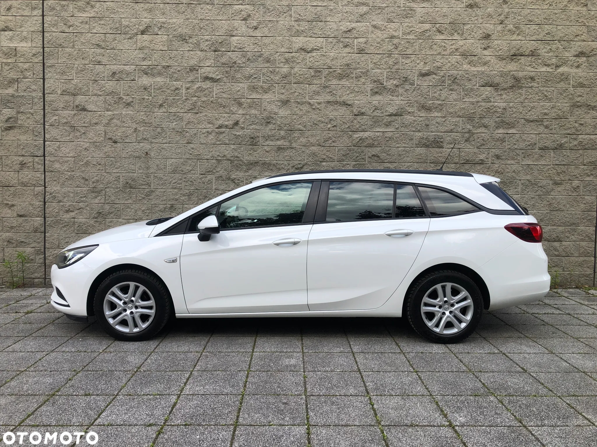 Opel Astra 1.4 Turbo Start/Stop Sports Tourer Edition - 18