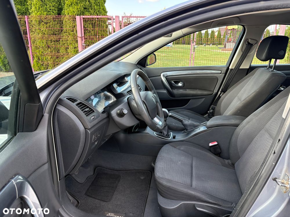 Renault Laguna - 14