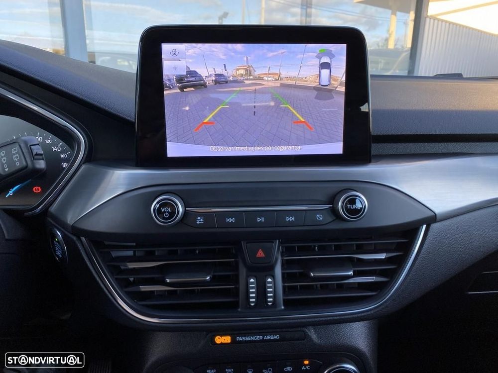 Ford Focus SW 1.5 TDCi EcoBlue Titanium - 21