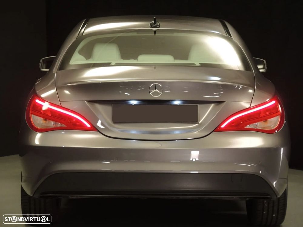 Mercedes-Benz CLA 180 (CDI) d Urban - 5