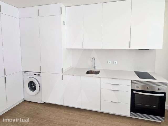 Apartamento T0 em pleno centro da cidade de Aveiro - Grande imagem: 4/18