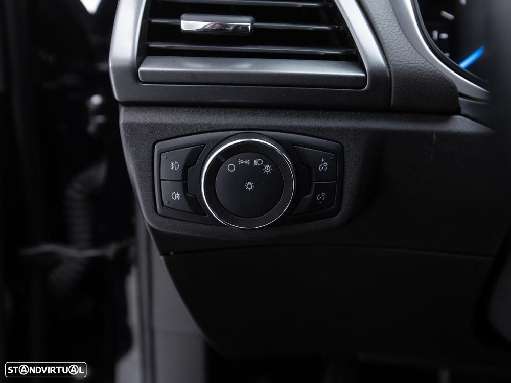 Ford Mondeo SW 2.0 TDCi Trend - 13