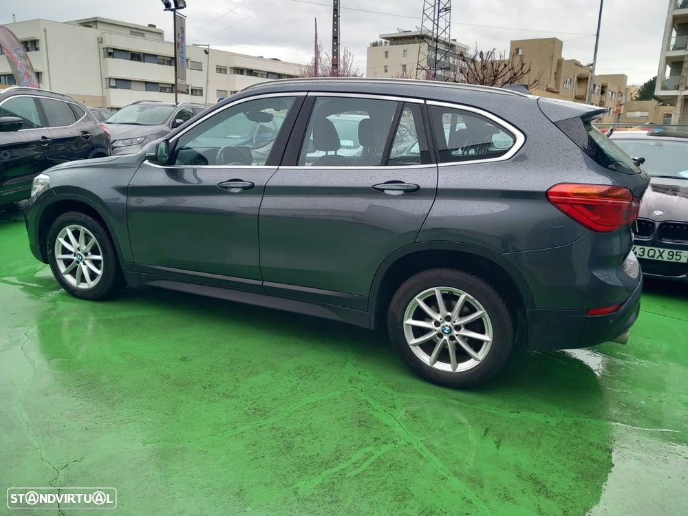 BMW X1 16 d sDrive Auto Line Sport - 5