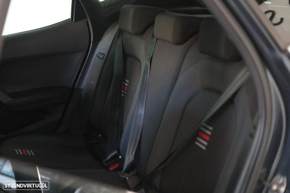 SEAT Arona 1.0 TSI FR - 23