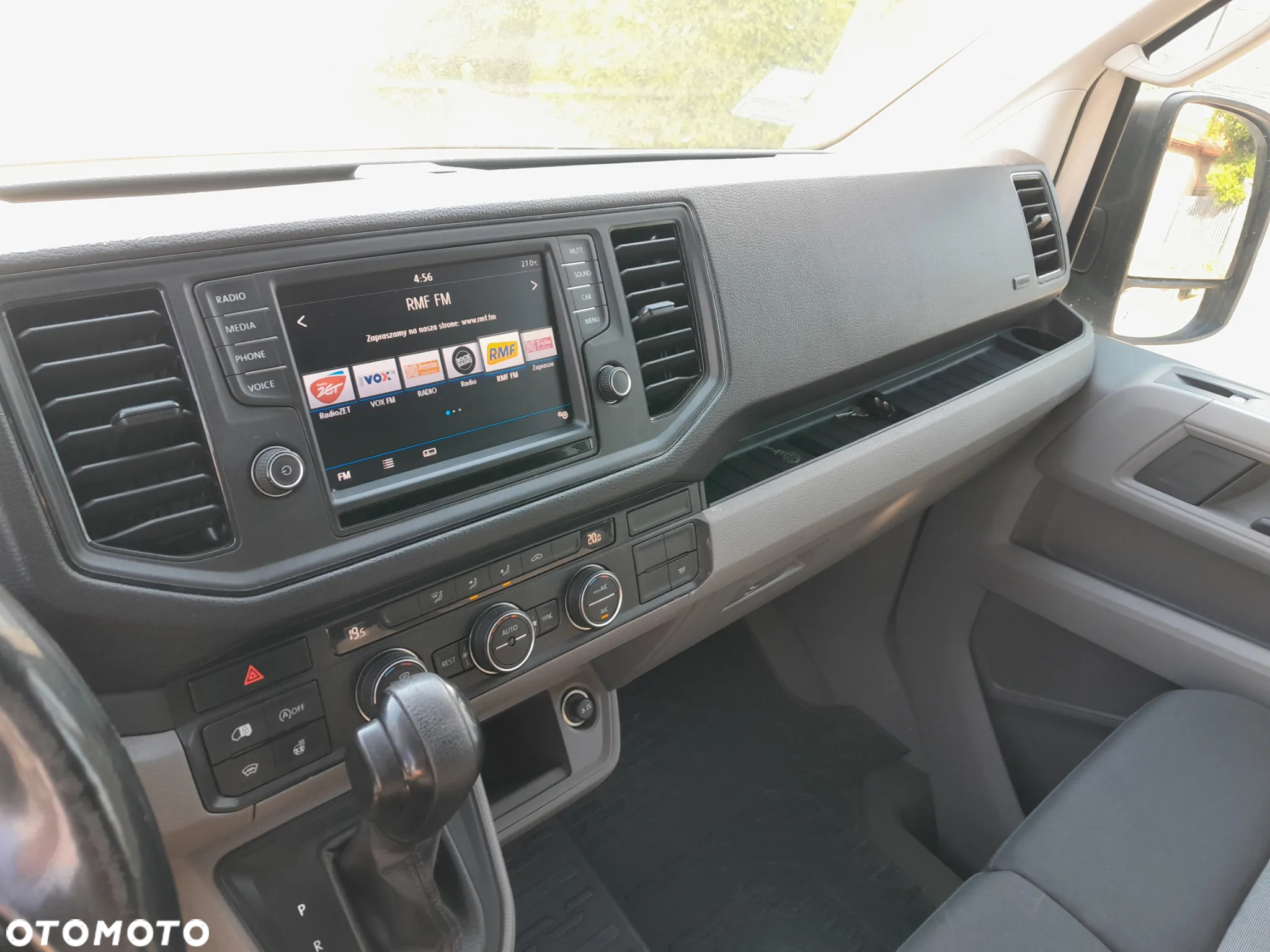 Volkswagen CRAFTER - 11
