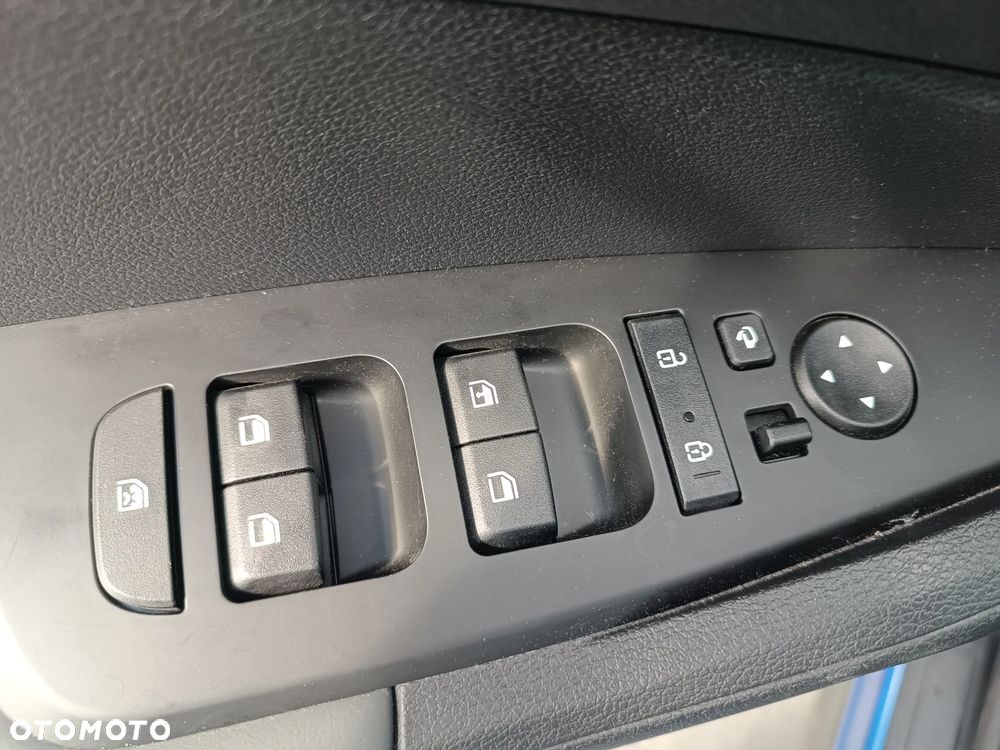 Kia Sportage - 11
