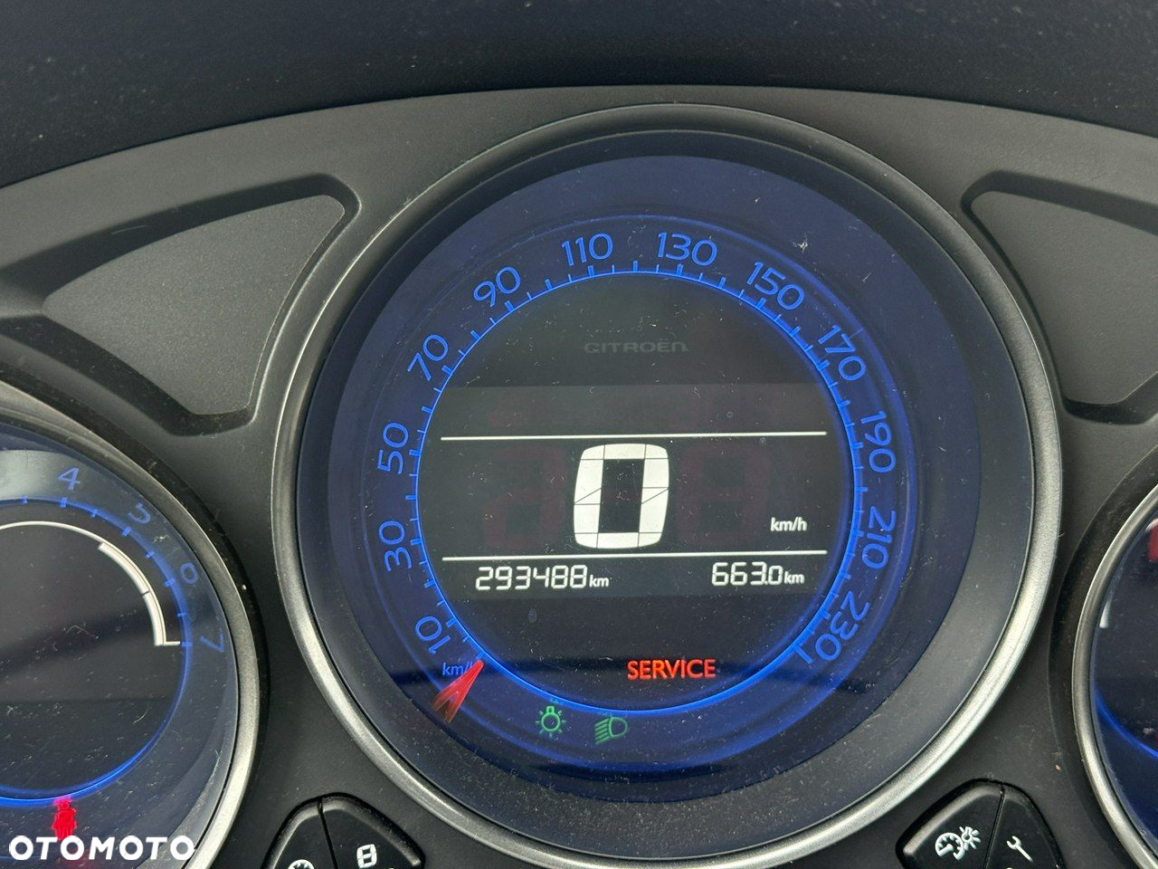Citroën C4 e-HDi 110 Exclusive - 25