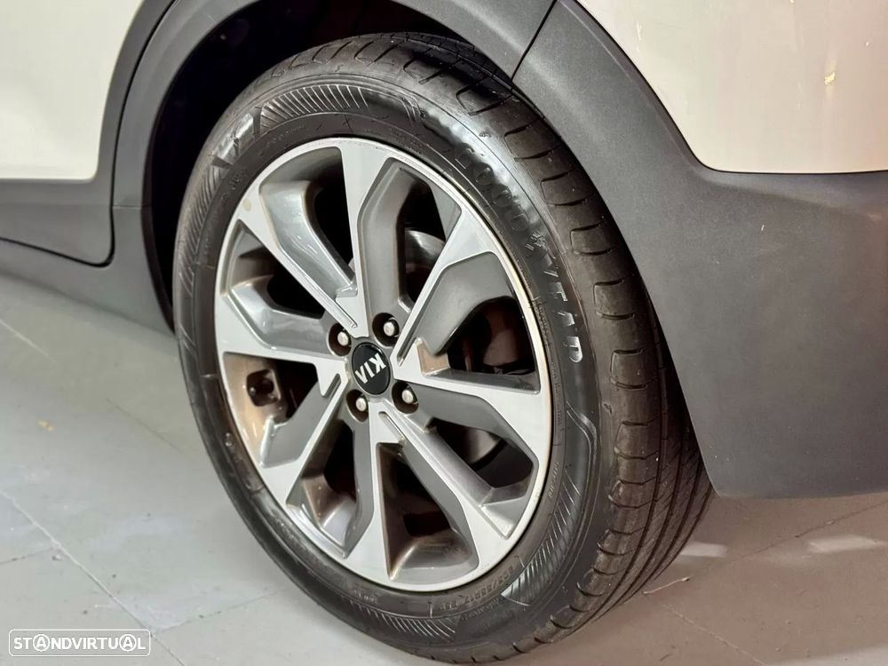 Kia Stonic 1.6 CRDi TX - 20