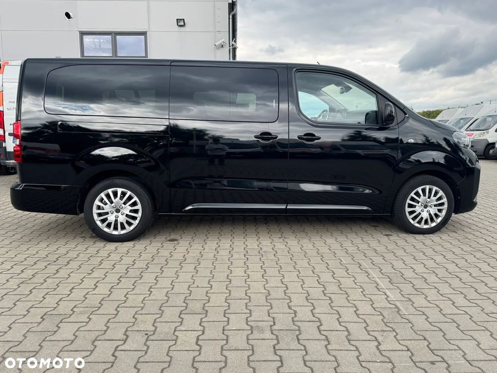 Peugeot Traveller - 18