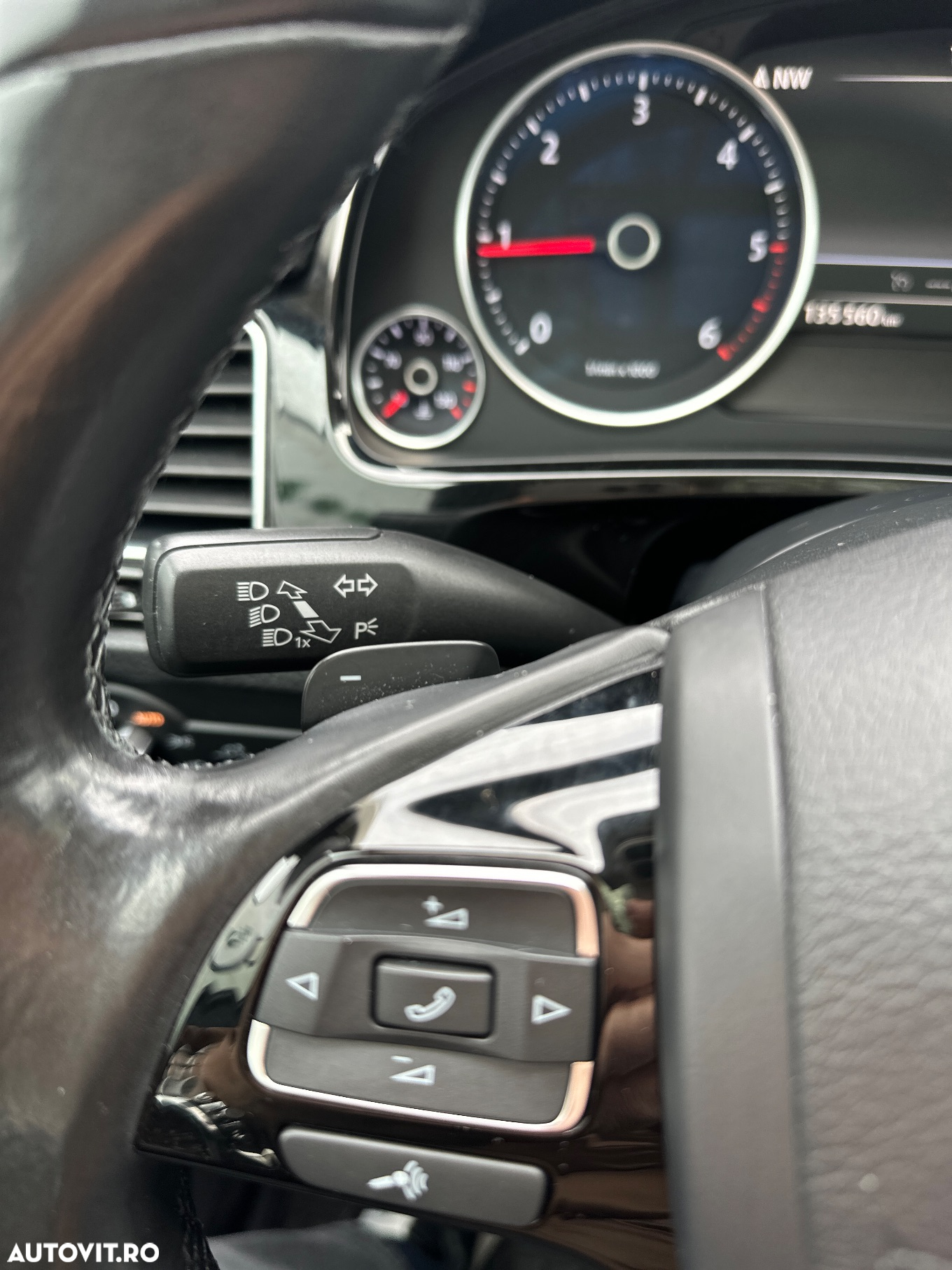 Volkswagen Touareg V6 TDI BMT Supreme Plus - 37