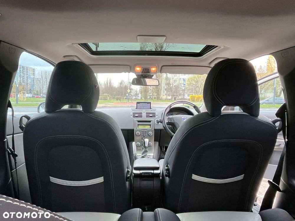 Volvo C30 2.0D R-Design - 7