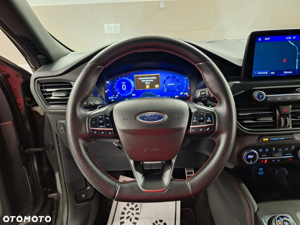 Ford Kuga - 33