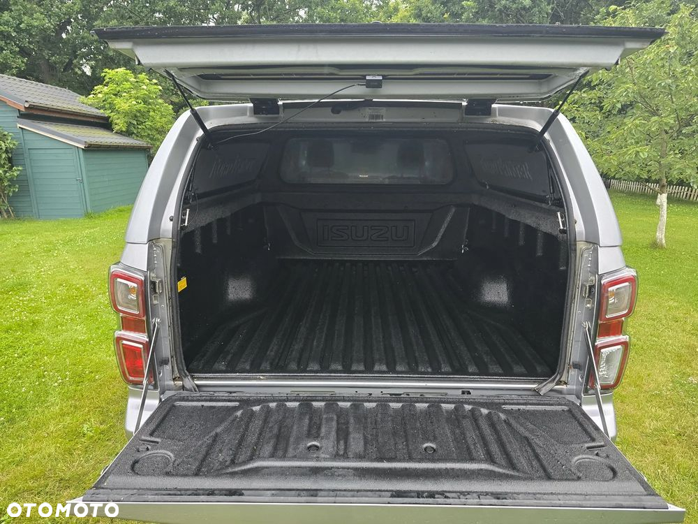 Isuzu D-Max - 6