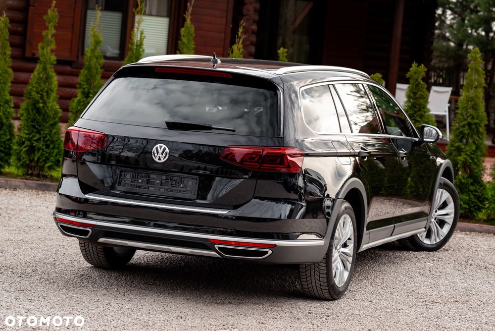 Volkswagen Passat Alltrack 2.0 TDI SCR 4Motion DSG (BMT) - 9