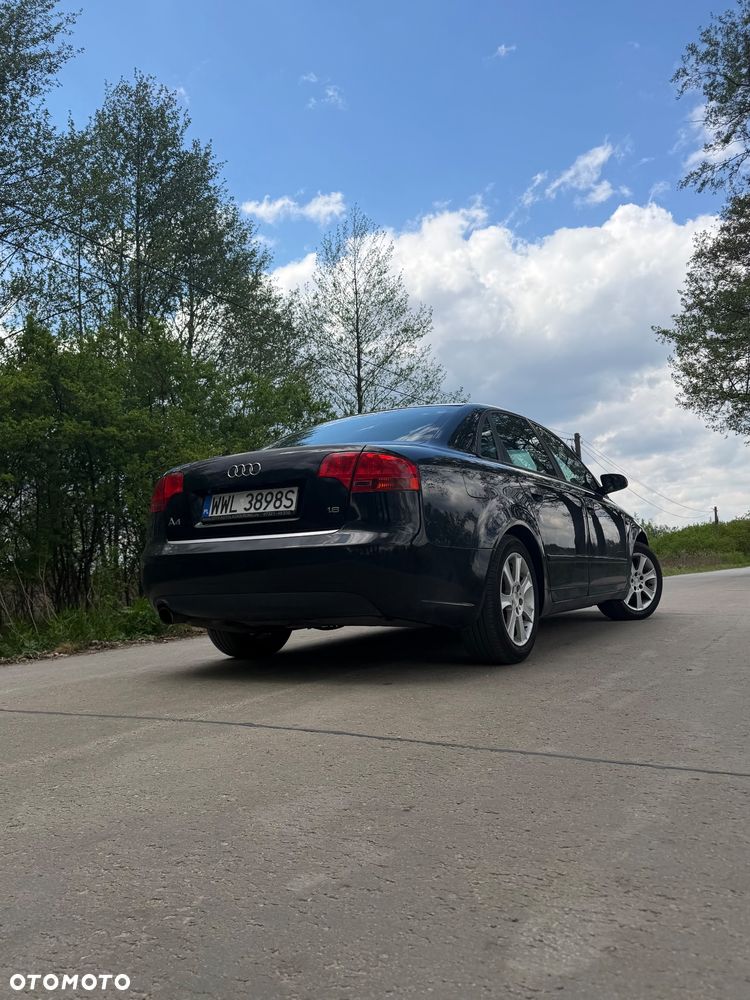 Audi A4 Limousine 1.6 - 2