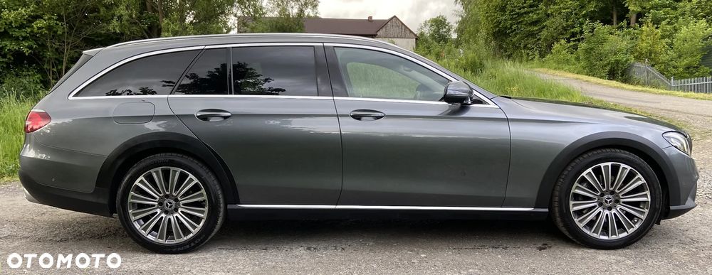 Mercedes-Benz Klasa E 220 d 4-Matic All-Terrain - 9