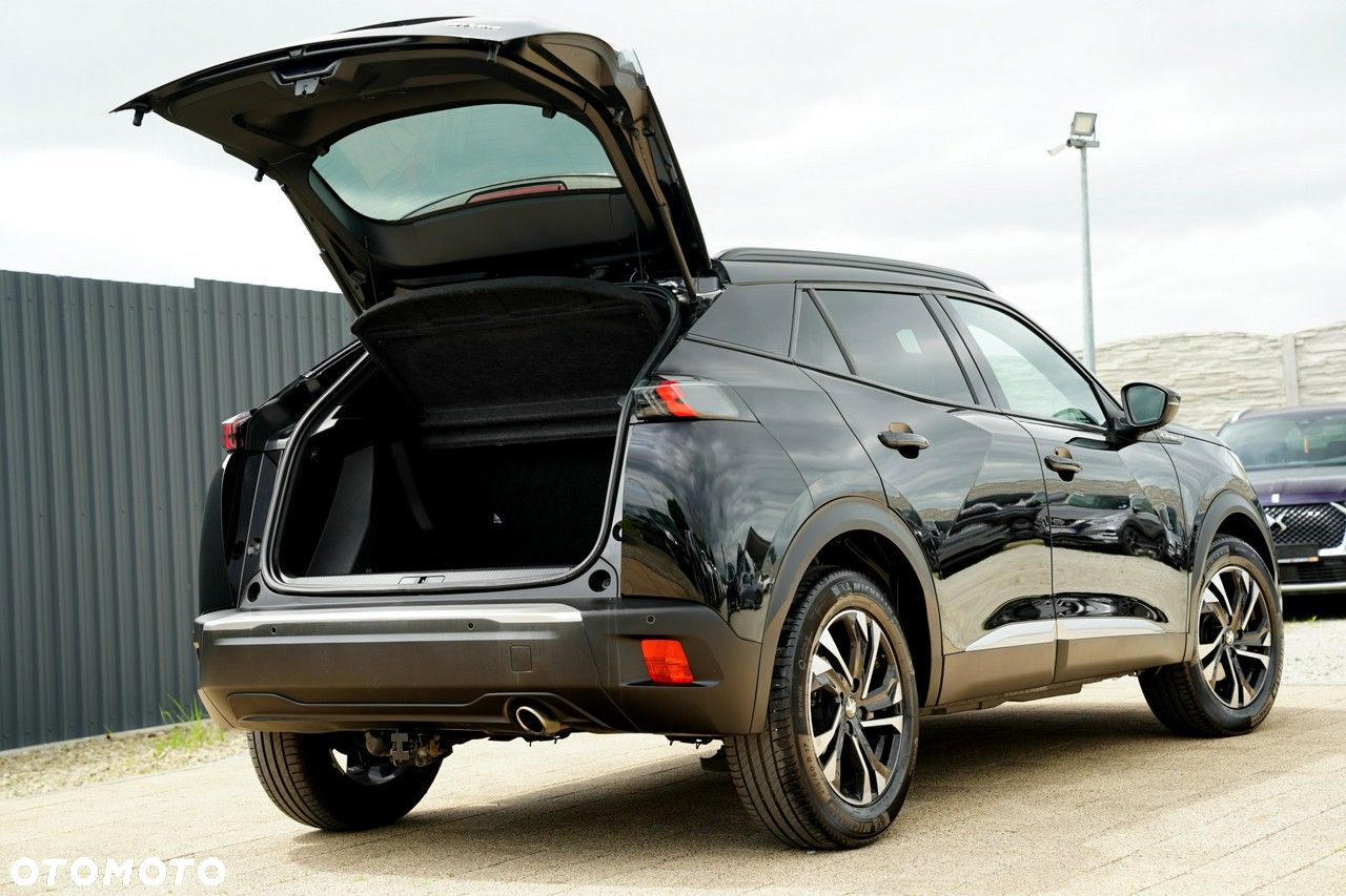 Peugeot 2008 - 18