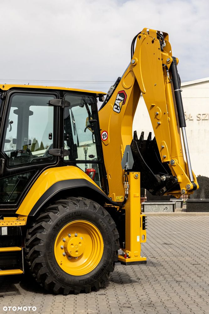 Caterpillar CAT 444 - 3