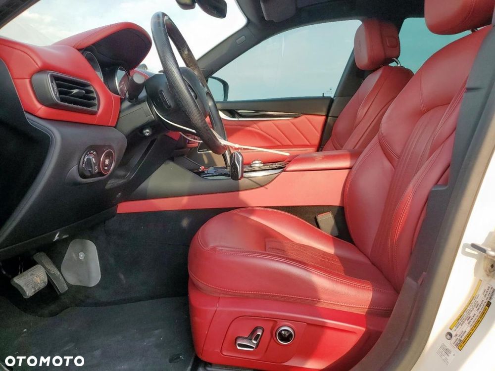 Maserati Levante - 7