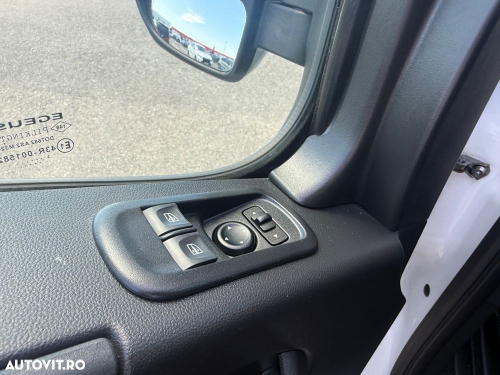 Renault Master Blue L2H2 VA Basis - 23