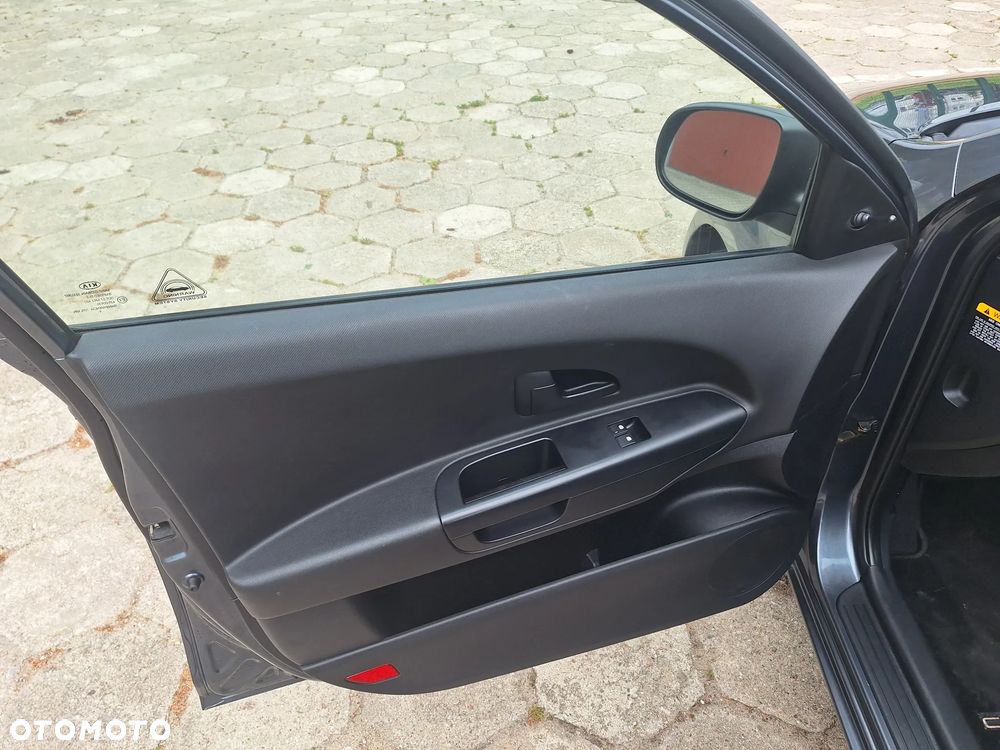 Kia Ceed 1.4 CVVT Spirit - 9