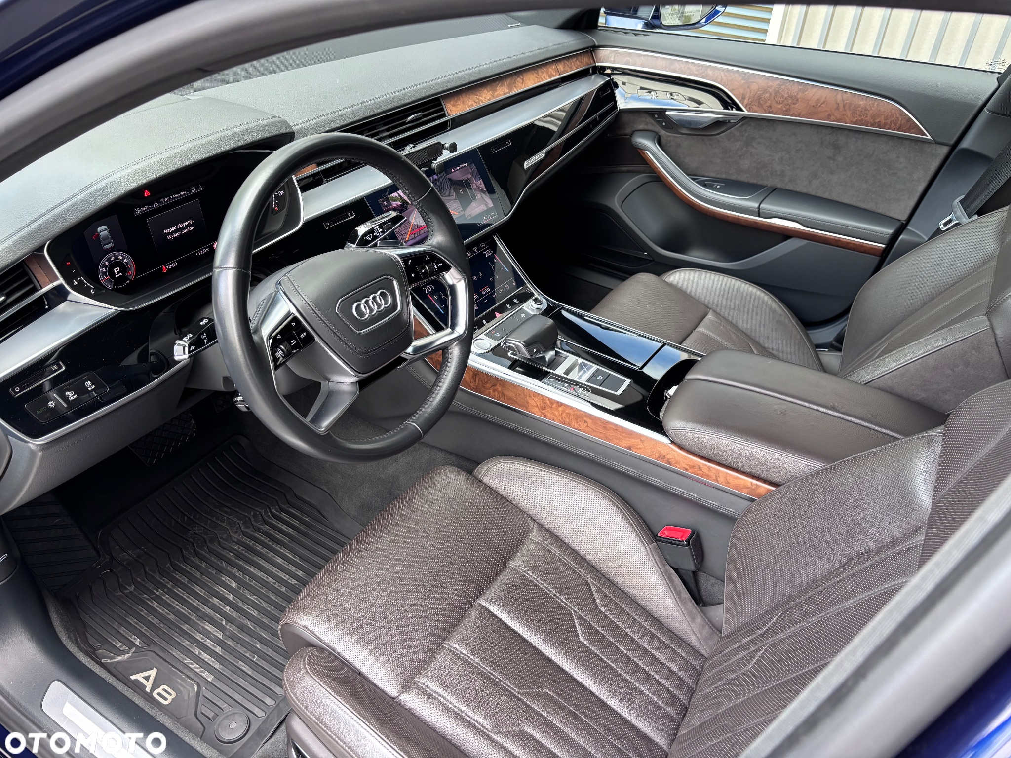 Audi A8 - 12