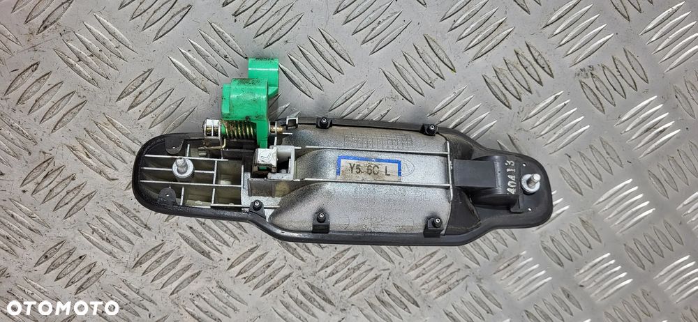 Kia Sorento I 2.5 Klamka Drzwi Tył - 12