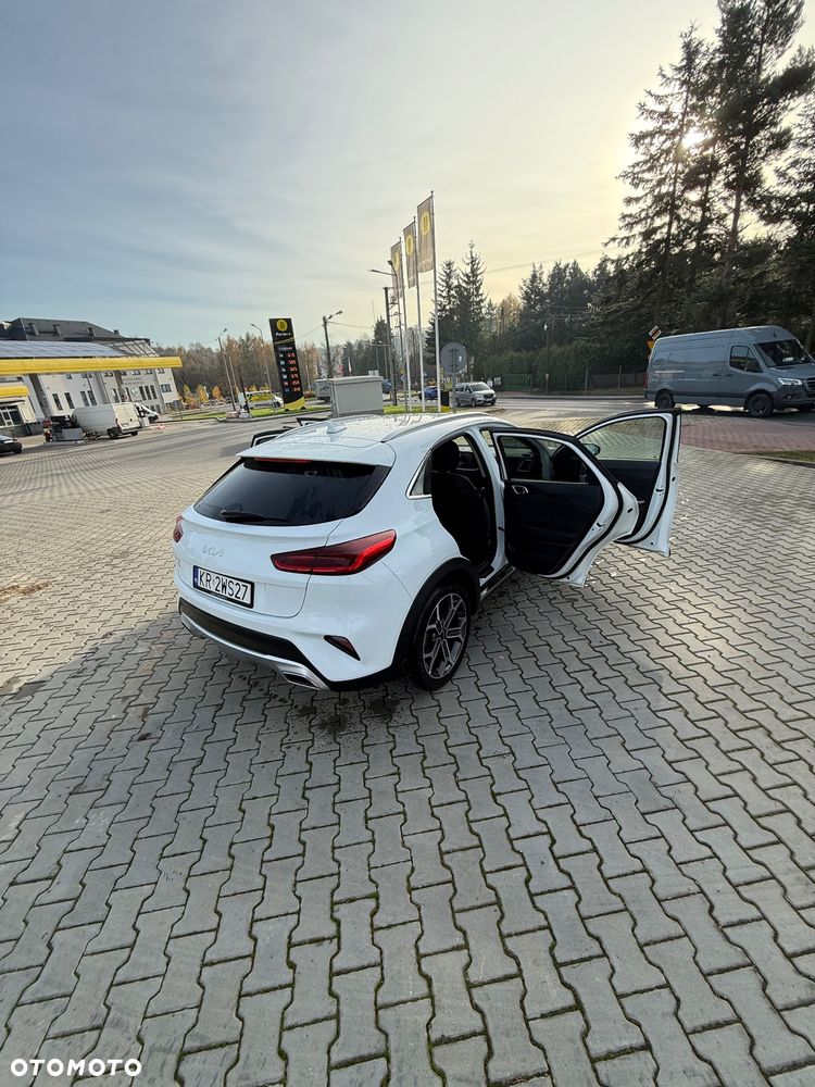 Kia XCeed 1.5 T-GDI M - 16