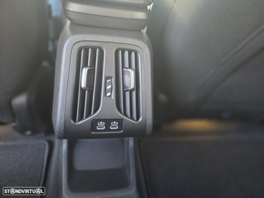 BMW iX1 xDrive30 - 33
