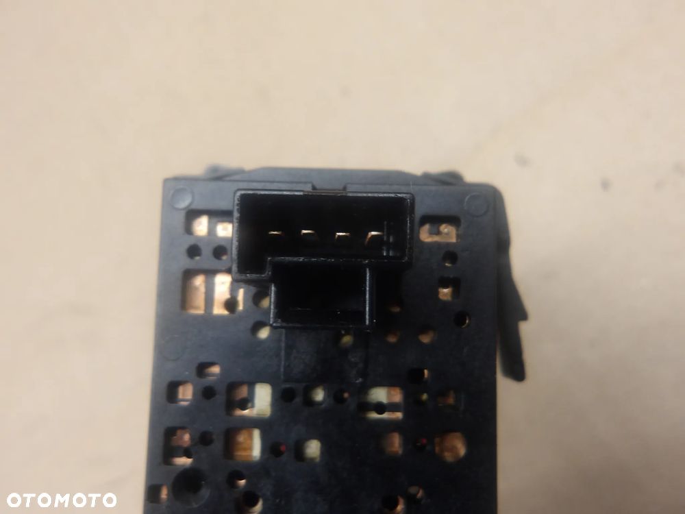 OPEL CORSA C LIFT 03-06 1.0B PRZEŁĄCZNIK ZESPOLONY MANETKA KIERUNKOWSKAZÓW WYCIERACZEK 09185417 09185413 - 6