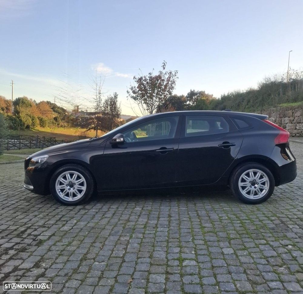 Volvo V40 1.6 D2 Eco Momentum - 10