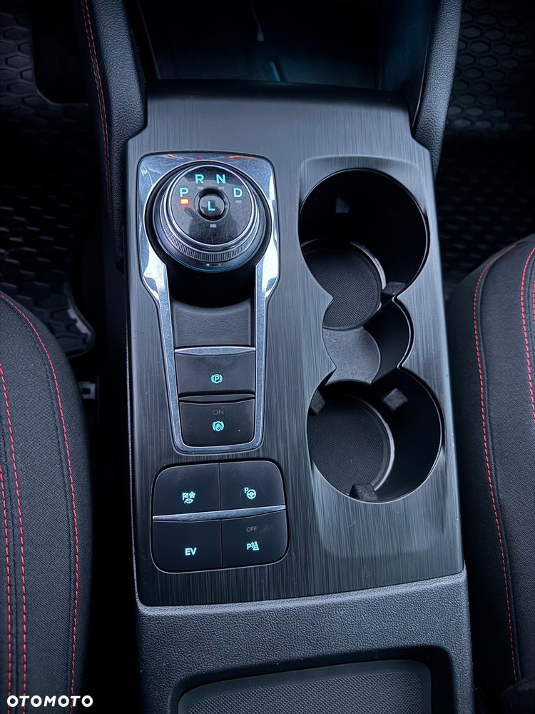 Ford Kuga 2.5 Duratec PHEV ST-LINE - 12