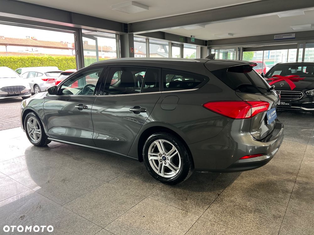 Ford Focus 1.0 EcoBoost mHEV Titanium - 12