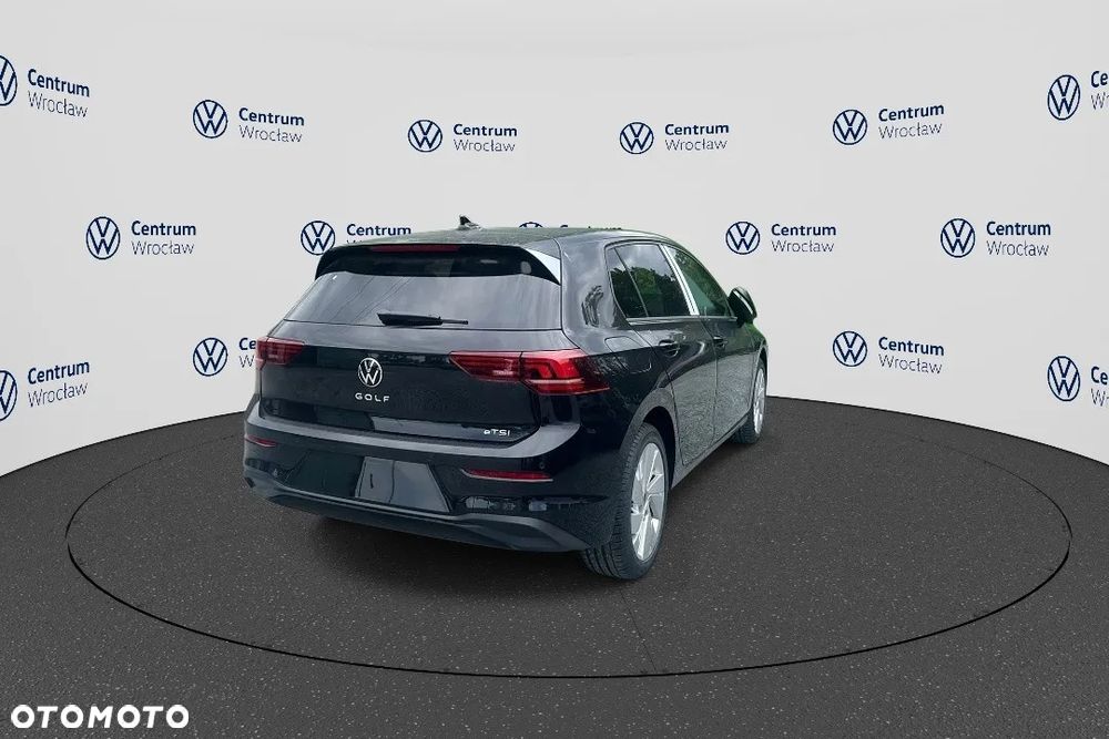 Volkswagen Golf - 5
