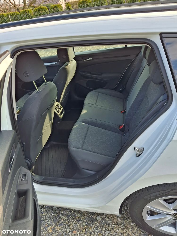 Volkswagen Golf 2.0 TDI Life - 12