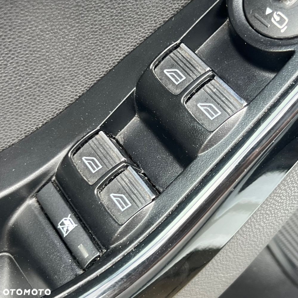 Ford Fiesta 1.0 EcoBoost ST-Line - 18