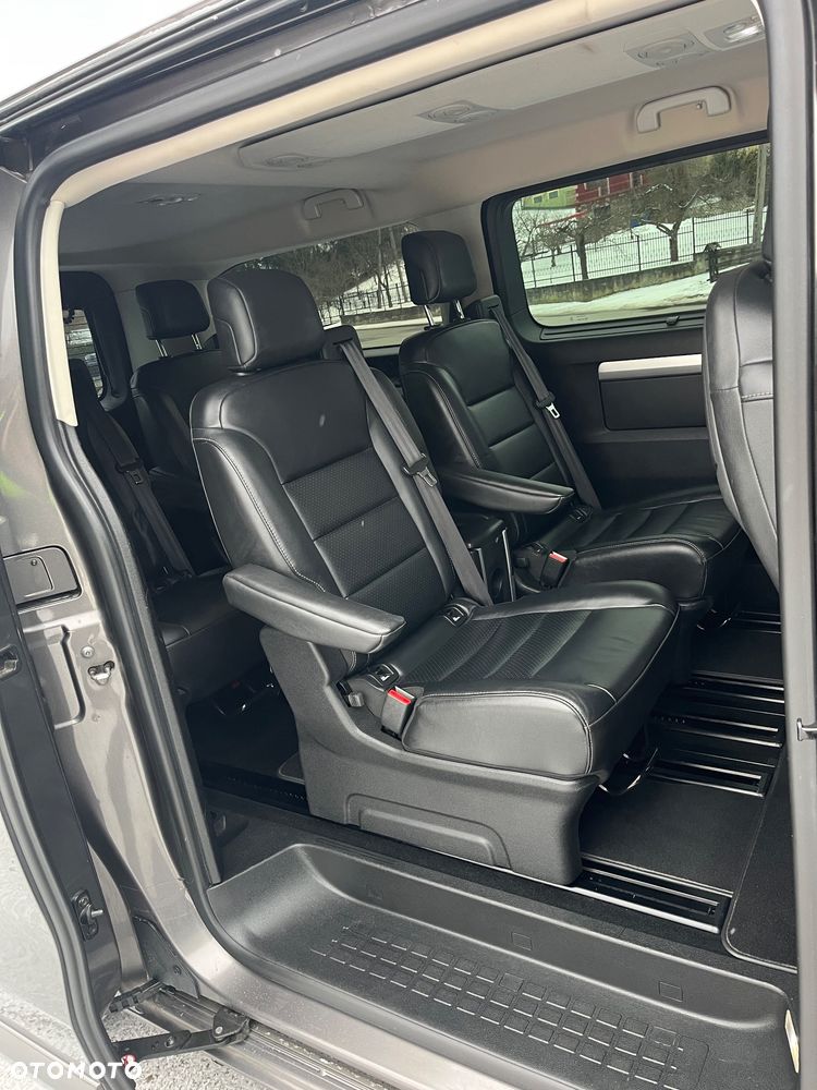 Peugeot Traveller 2.0 BlueHDi Long Business Vip - 18