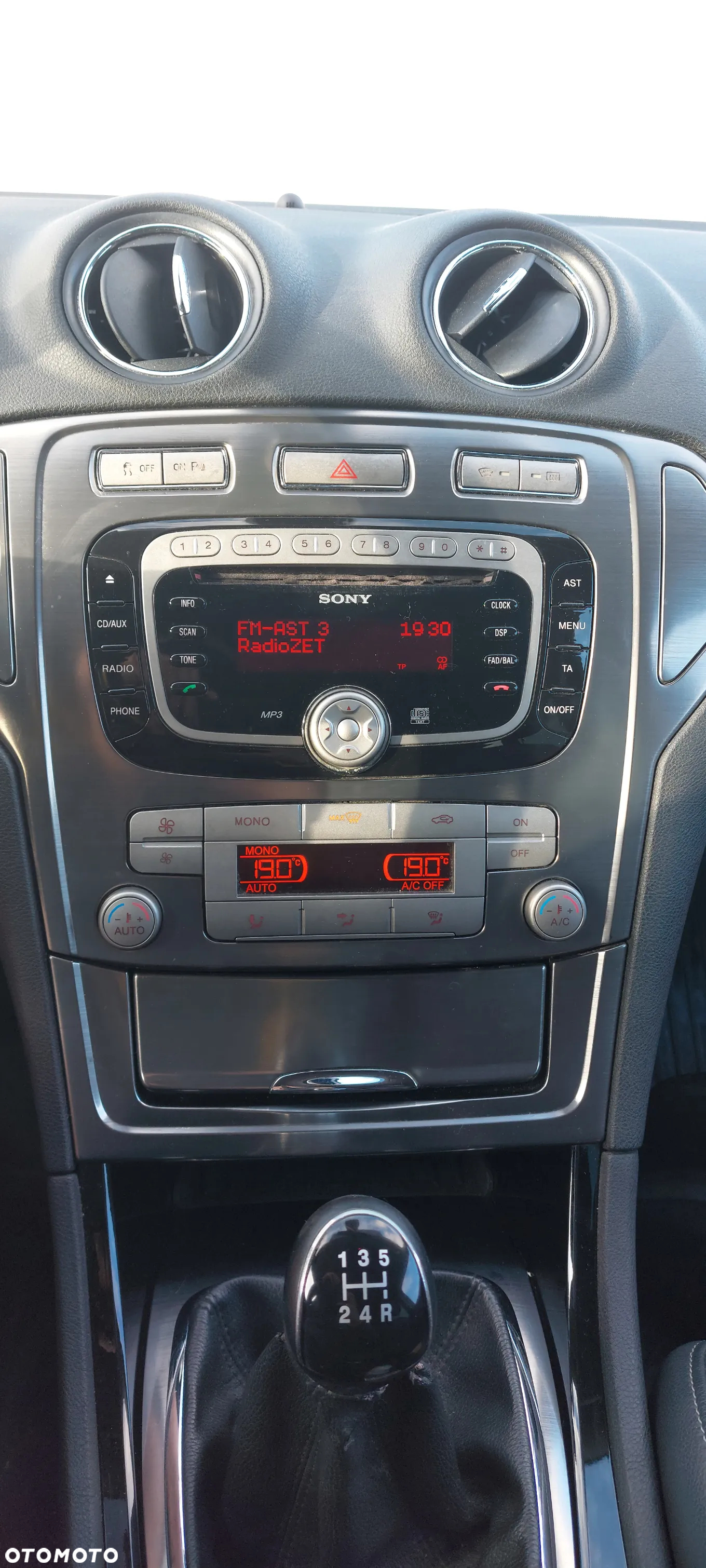 Ford Mondeo 2.0 Titanium - 8