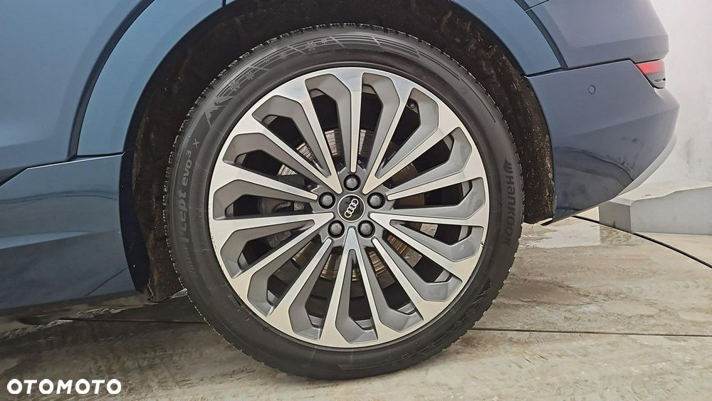 Audi e-tron 55 Quattro - 25