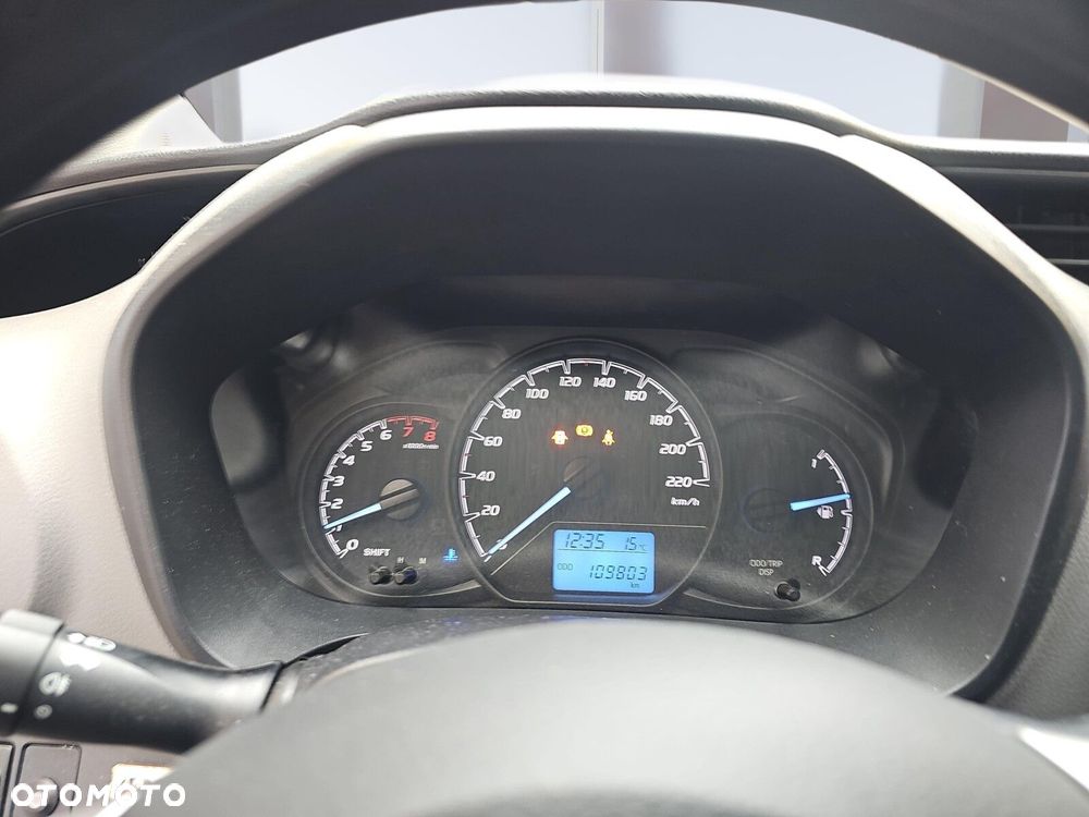 Toyota Yaris 1.5 Active - 13