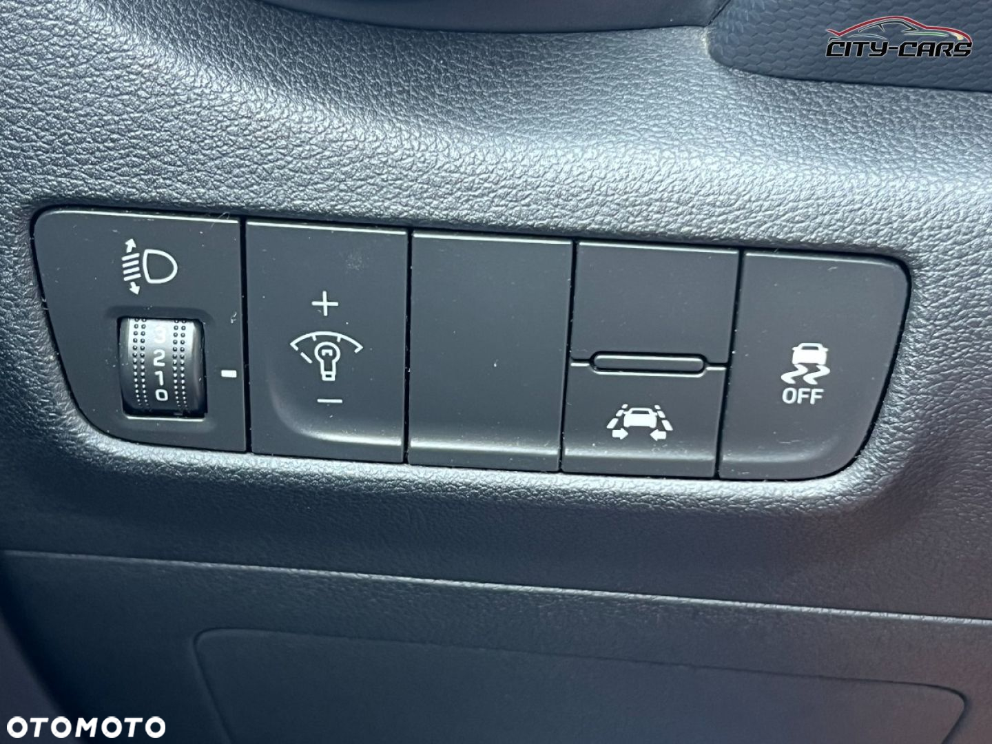 Hyundai Kona - 23