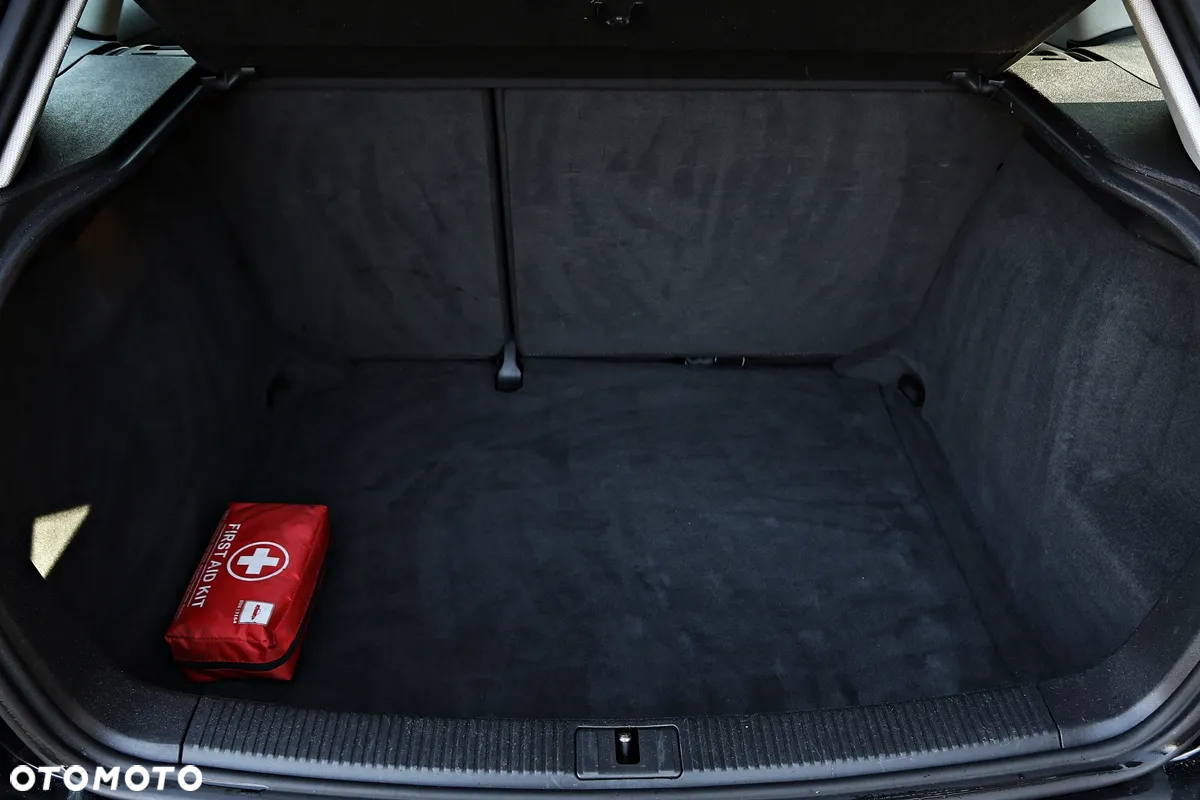 Audi A3 1.6 TDI Ambiente - 27