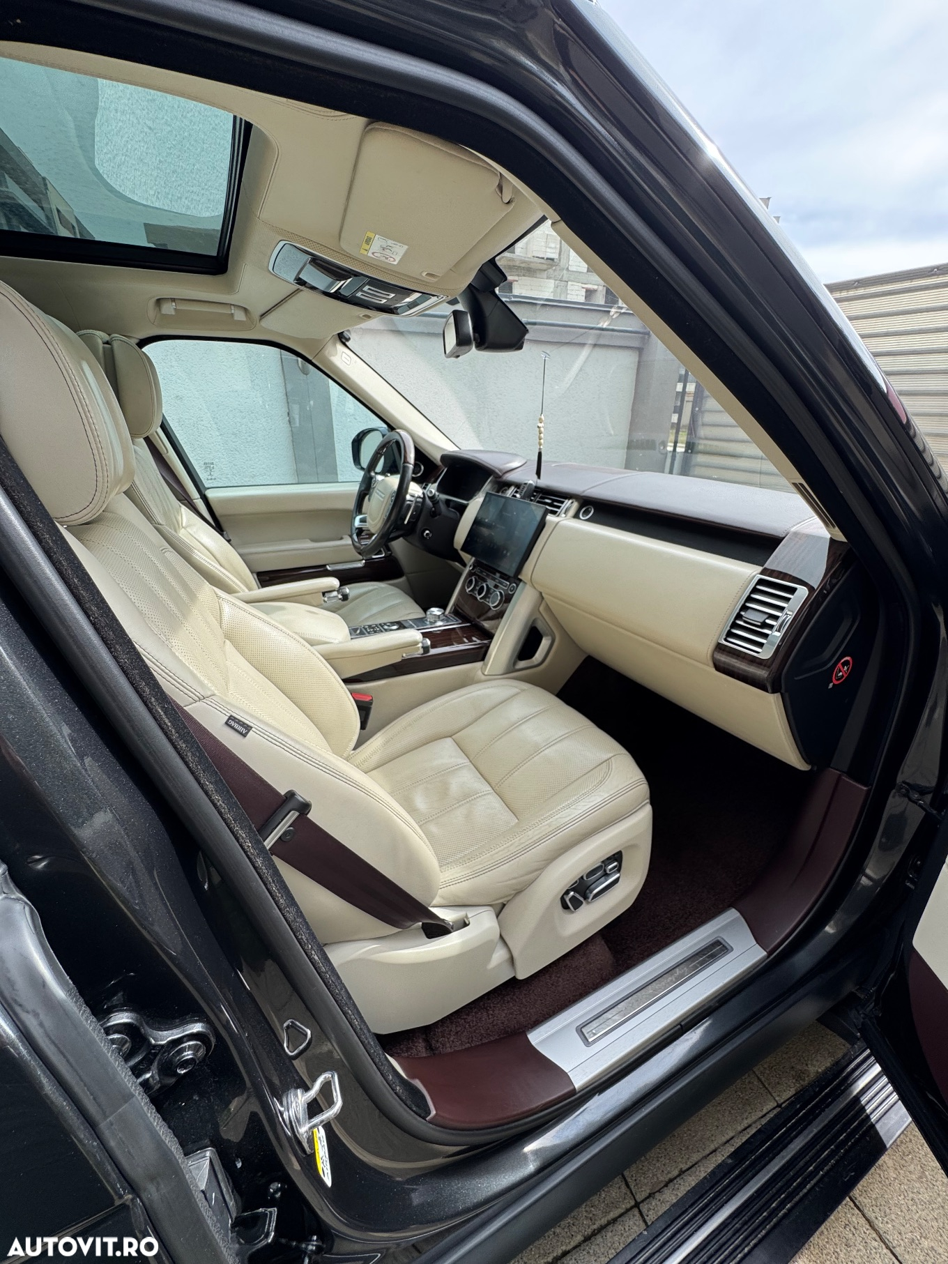 Land Rover Range Rover 3.0 I SDV6 HEV SVAutobiography - 21