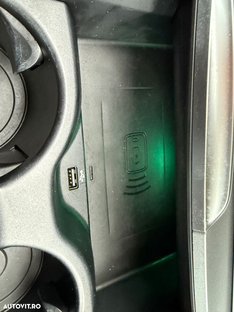 BMW Seria 5 530d xDrive Aut. Luxury Line - 31