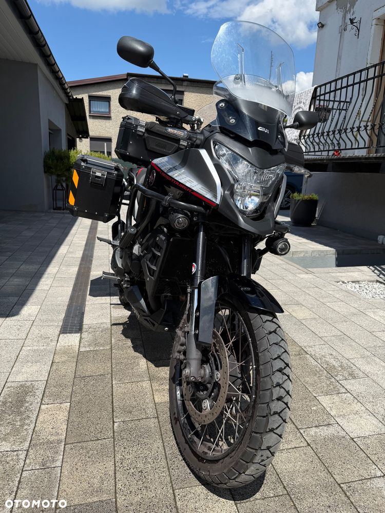 Honda VFR - 3