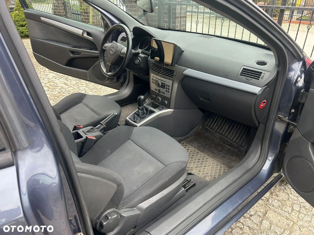 Opel Astra 1.3 CDTI - 8