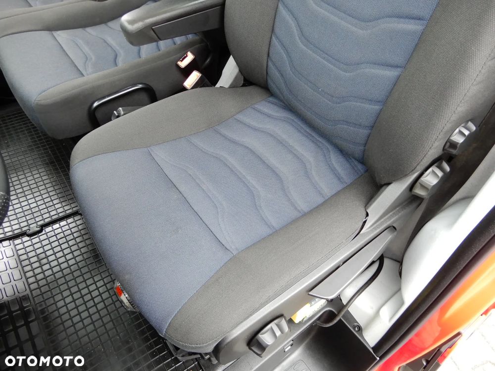 Iveco DAILY 50C18 Wywrotka Kiper Wywrot x 3 Strony 3996 mm Długi 8 E.Palet Renomowanej Firmy RomCar Rozstaw Osi 4100 mm WZMACNIANY HAK 3500 Kg 98 Tys Km Przeb. Stan Auta JAK NOWY POLECAM - 36