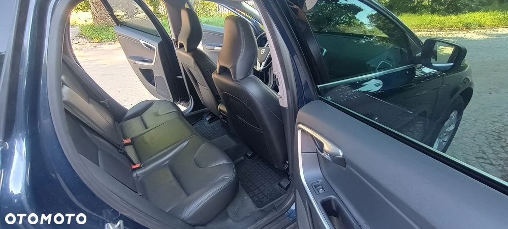 Volvo XC 60 D3 Base - 21