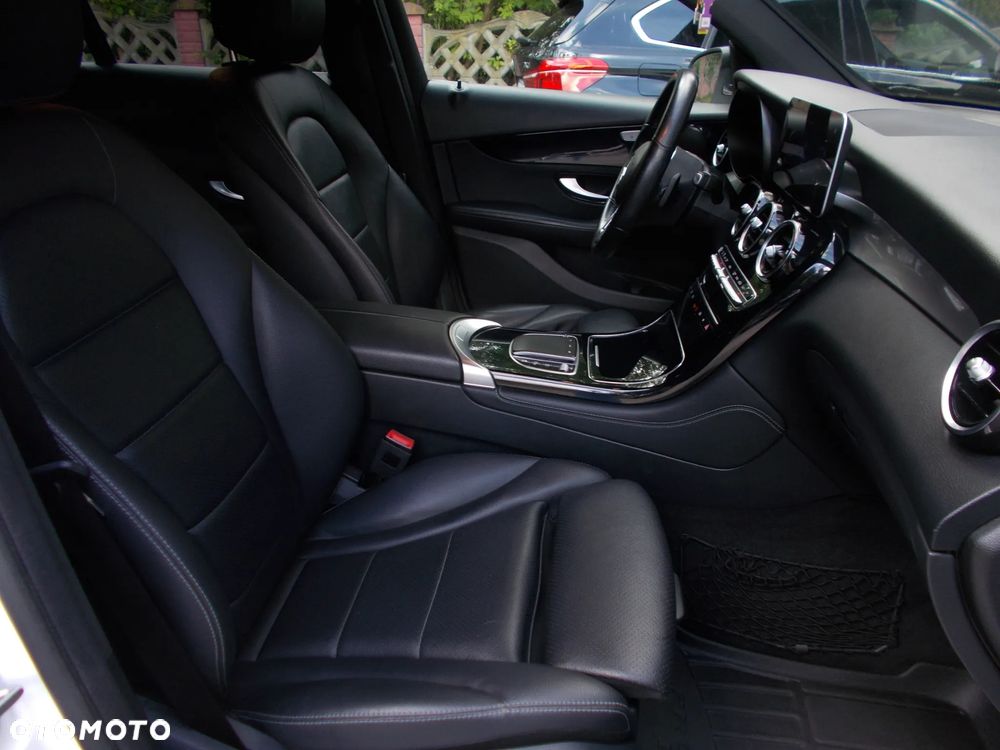 Mercedes-Benz GLC 220 d 4-Matic - 5