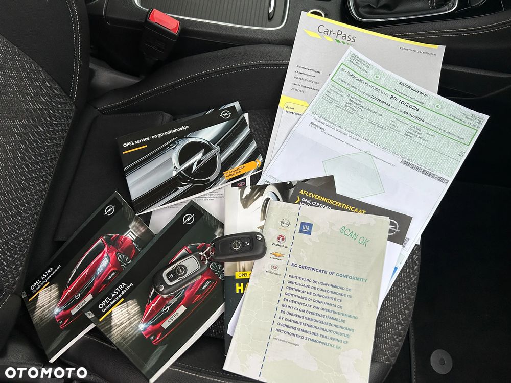 Opel Astra 1.4 Turbo Innovation - 29